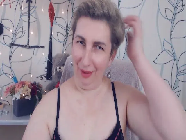 Live sex webcam photo for DepravedMadam #253063469