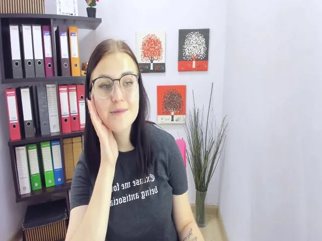 Live sex webcam photo for EvaMild #254670806