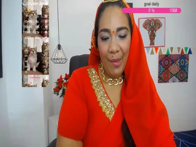 Live sex webcam photo for IndianMama #253073973