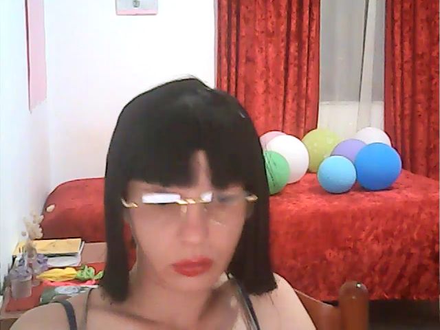 Live sex webcam photo for araartist #252923105