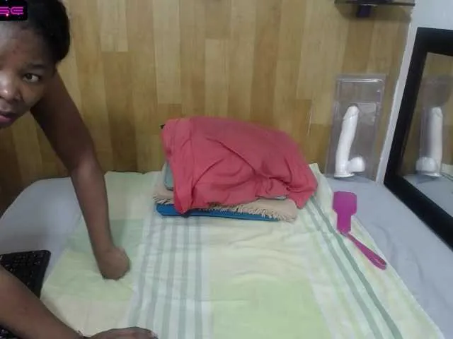 Live sex webcam photo for ebonycristal #248547814