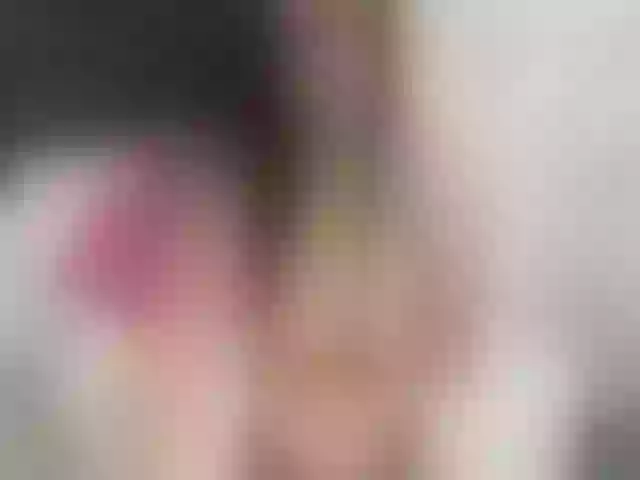 Live sex webcam photo for StormiSquirt #260972485