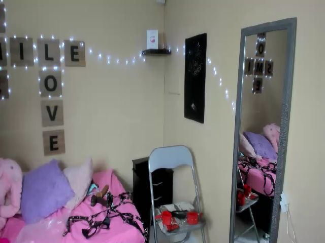 Live sex webcam photo for ADRIELMARTINS #252565353