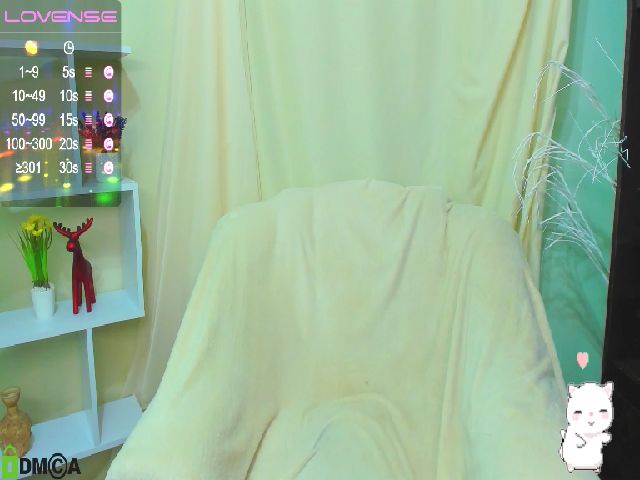 Live sex webcam photo for Gloria_grey_ #256272699