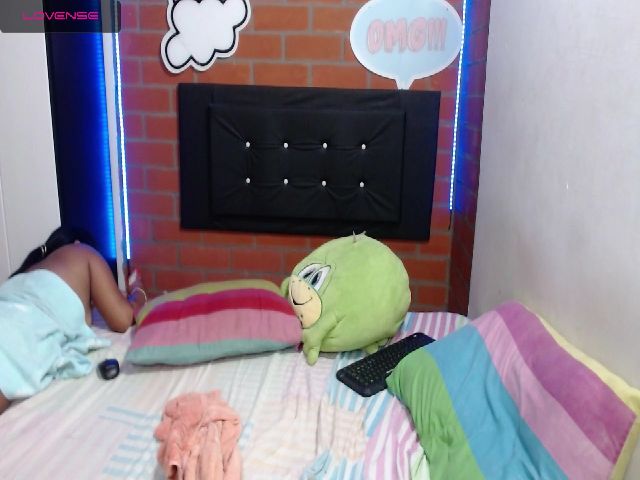 Live sex webcam photo for jessy__luna #254017311