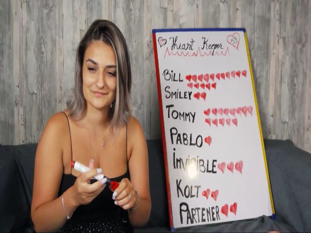 Live sex webcam photo for SecretAmber #263243067