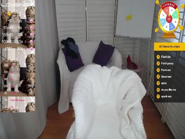 Live sex webcam photo for StayWild21 #261173454