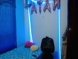 Live sex webcam photo for Hot_skinny_ #251973640