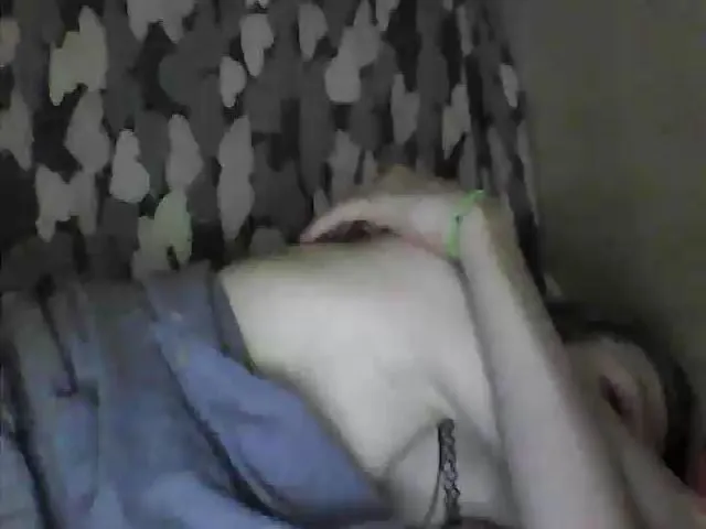 Live sex webcam photo for GuiltyKitty #253040159