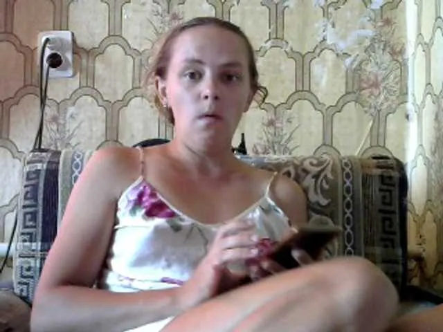 Live sex webcam photo for REPTILIAY #256710475