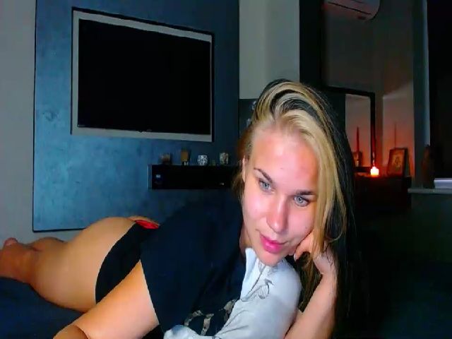 Live sex webcam photo for Alexa_Di #254349312