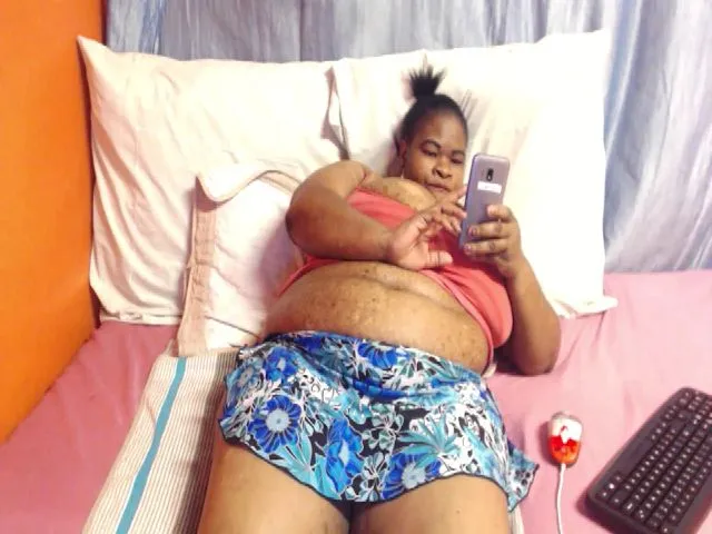 Live sex webcam photo for Sweetnozie #254467039
