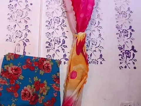 Live sex webcam photo for KeilaMarly #244985748