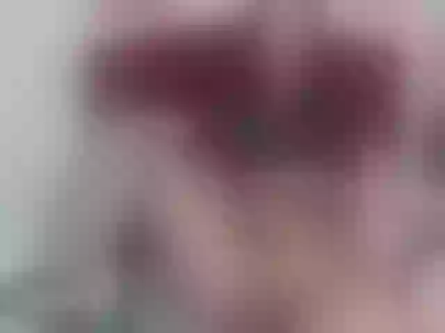 Live sex webcam photo for RoussMeyers #245539705