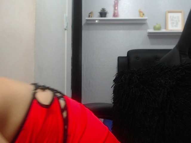 Live sex webcam photo for mailyn-red #258498450