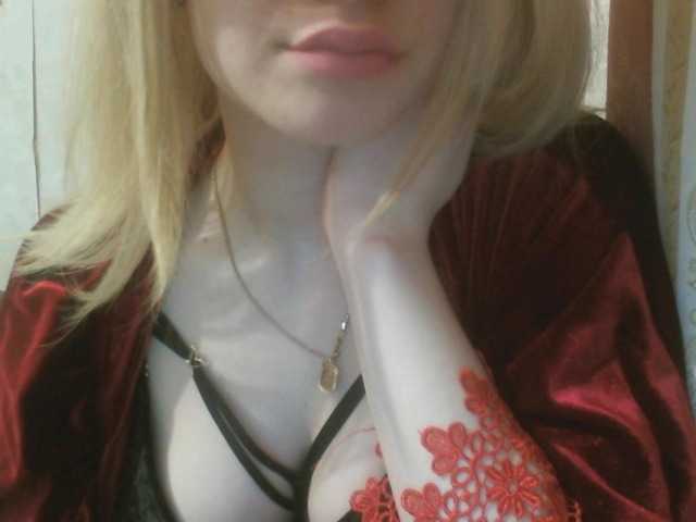 Live sex webcam photo for DrViOlet #241025012