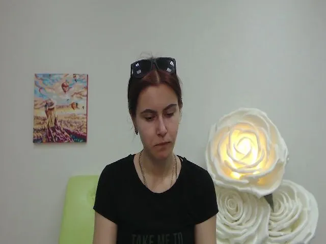 Live sex webcam photo for MollyTravis #262570124