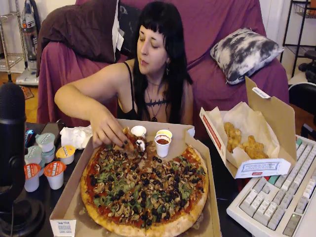 Live sex webcam photo for YourDruidess #259042447