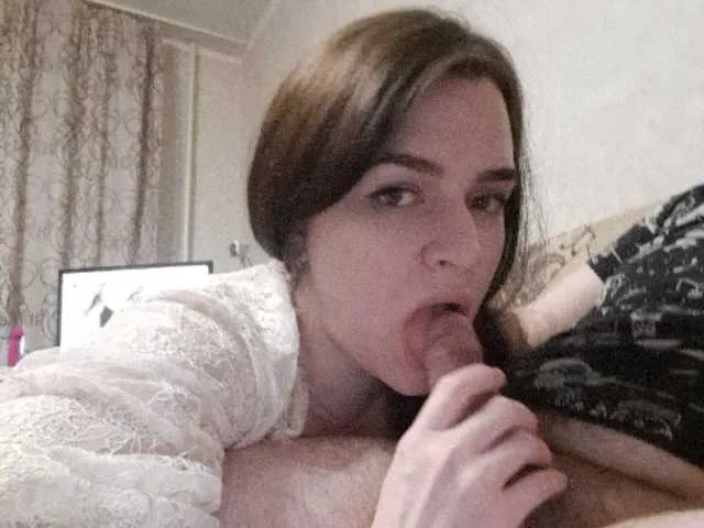 Live sex webcam photo for HellMor #241380737