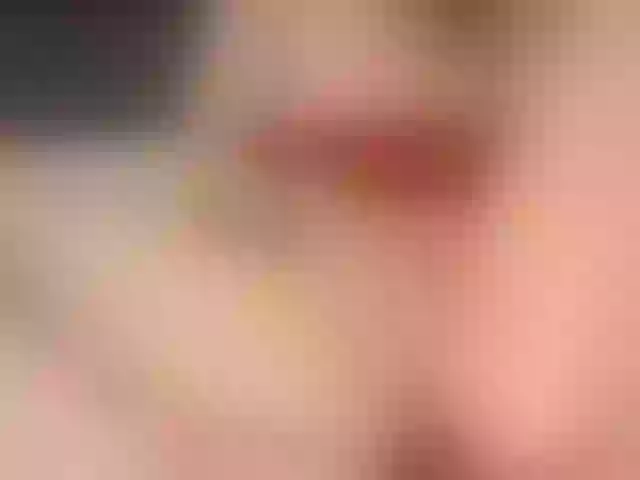 Live sex webcam photo for juliesquirts #265374331