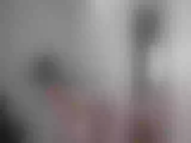 Live sex webcam photo for OnlyLou #261488703
