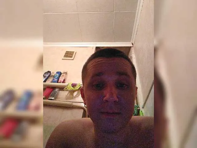 Live sex webcam photo for AlinaPixel #249234894