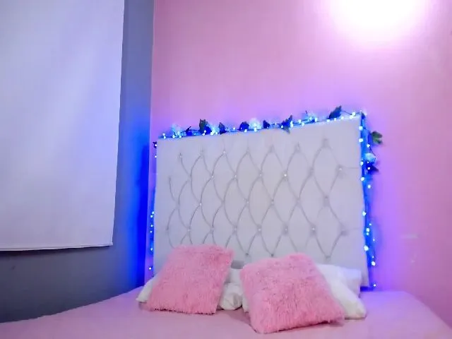 Live sex webcam photo for Aleja_Clark #264018947