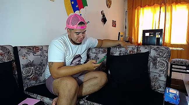 Live sex webcam photo for Hanna_and_Smith #245013427