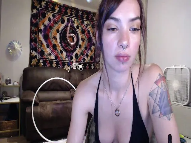 Live sex webcam photo for JaylaBliss #259120854