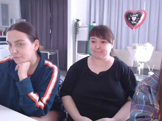 Live sex webcam photo for BugaGirls #241104516