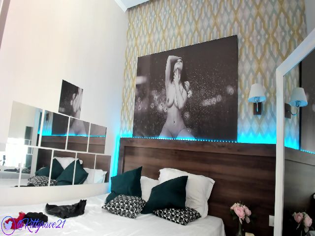 Live sex webcam photo for Kittyrave #253411954