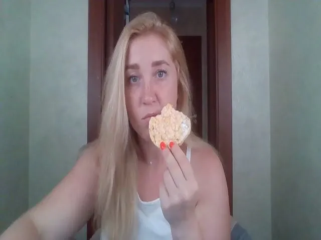 Live sex webcam photo for Ollydoll1 #259367125