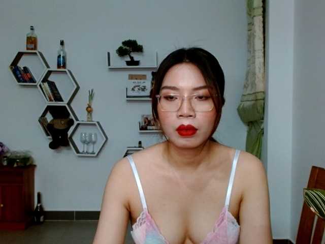 Live sex webcam photo for Lalaluna #262640475