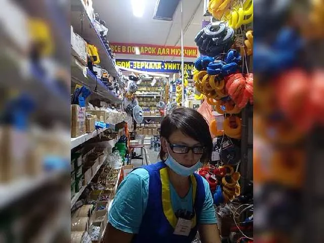 Live sex webcam photo for LunaXKinky #253007719