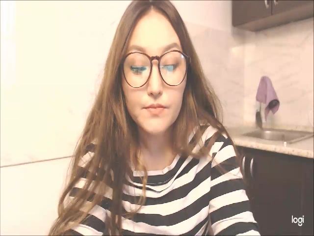 Live sex webcam photo for HrnyTeacher #252520962