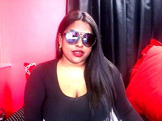 Live sex webcam photo for Indianstorm4u #260327585