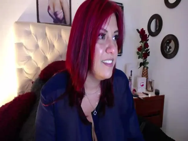 Live sex webcam photo for Summynov #256301014