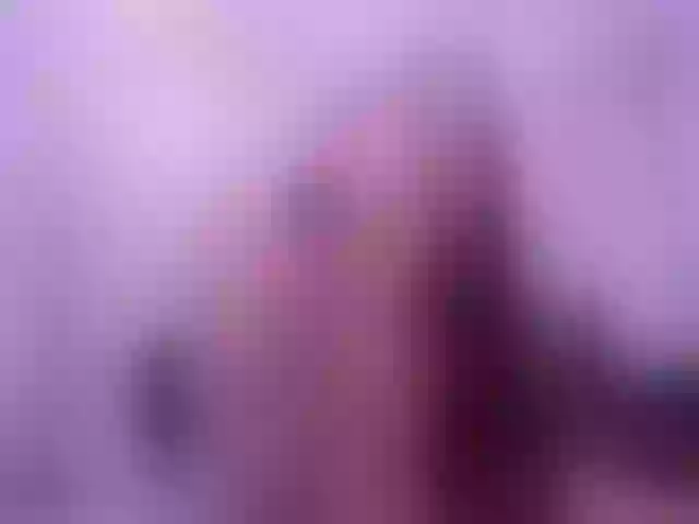 Live sex webcam photo for EllaClark #287991562