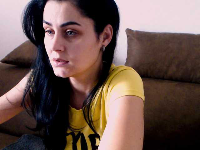 Live sex webcam photo for Adeelynne #241179796