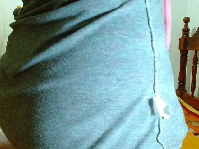 Live sex webcam photo for AndreaTuve #265226769
