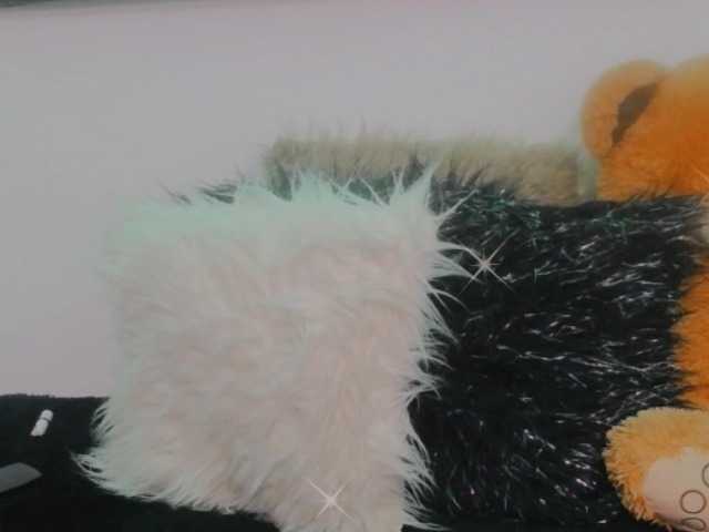 Live sex webcam photo for ANGELROOSE #247328387