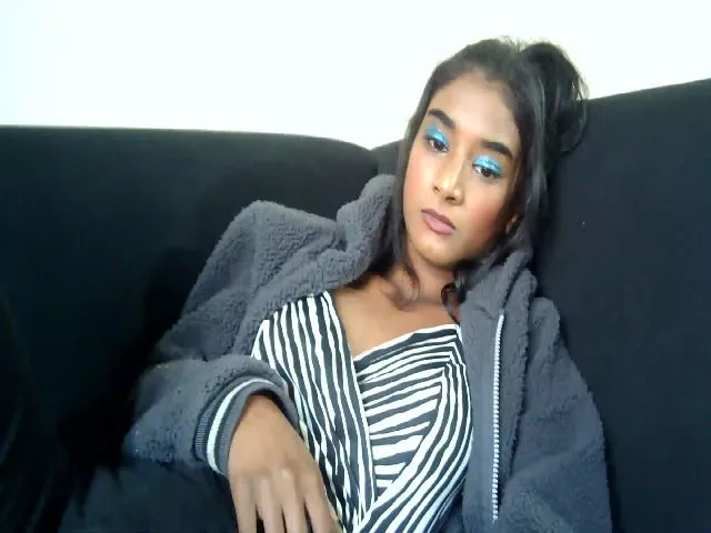 Live sex webcam photo for dirtyrissa69 #260702906