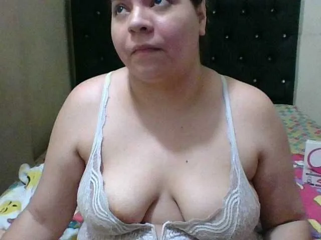 Live sex webcam photo for Victoriamor #241077964