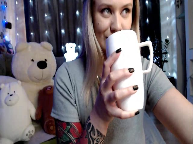 Live sex webcam photo for RoomOfBears #252503238