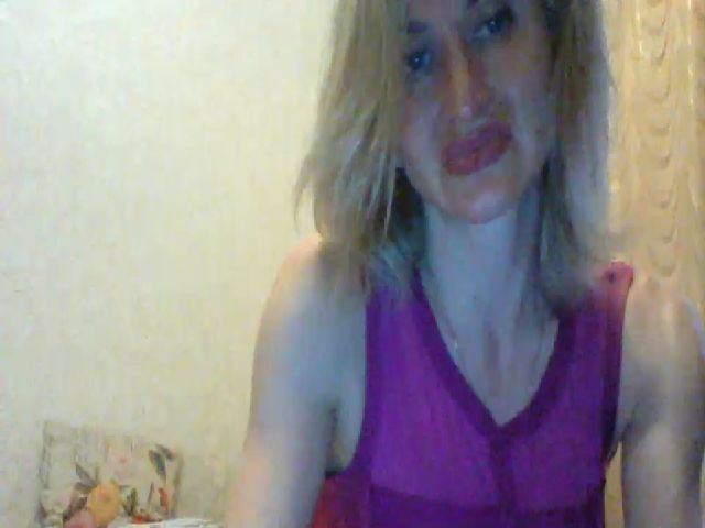 Live sex webcam photo for LadyAna189 #253864972