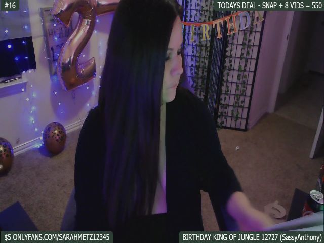 Live sex webcam photo for SassySarah94 #252756048