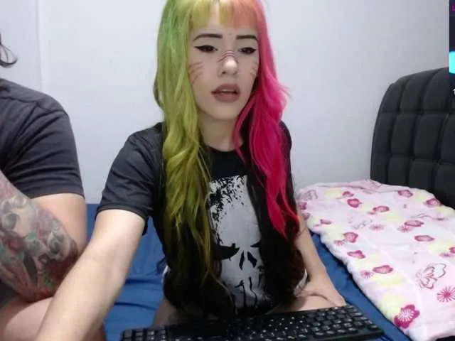 Live sex webcam photo for gizzell2 #241011516