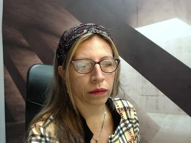 Live sex webcam photo for maturehot-1 #242414053