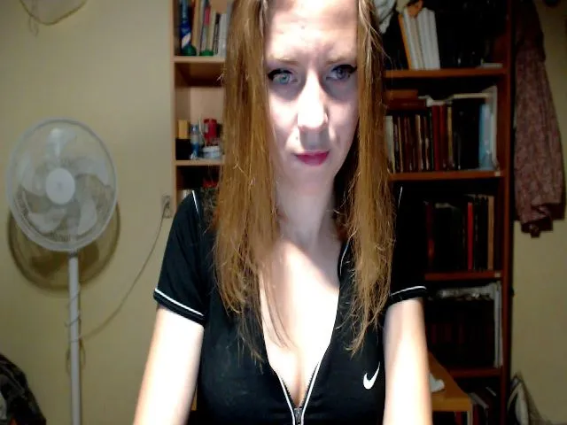 Live sex webcam photo for WinterGoddess #256096653