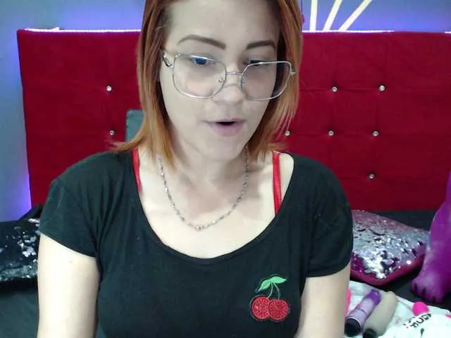 Live sex webcam photo for CarlaAdams #243184517
